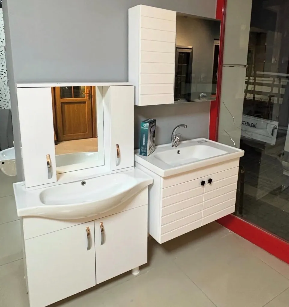 Espiye modern banyo dolabı ve dekorasyonu